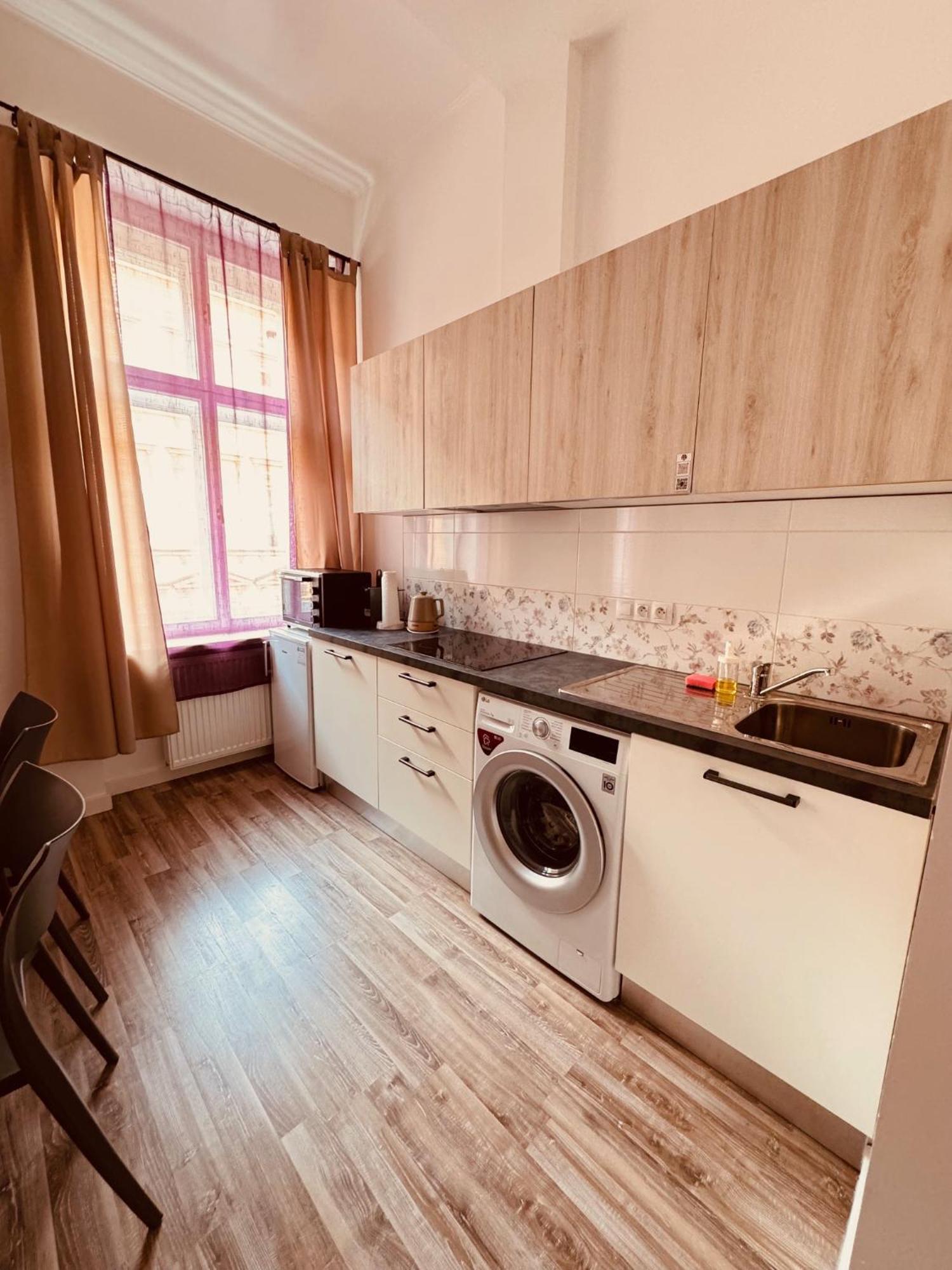 Apartament Arbes 12 *